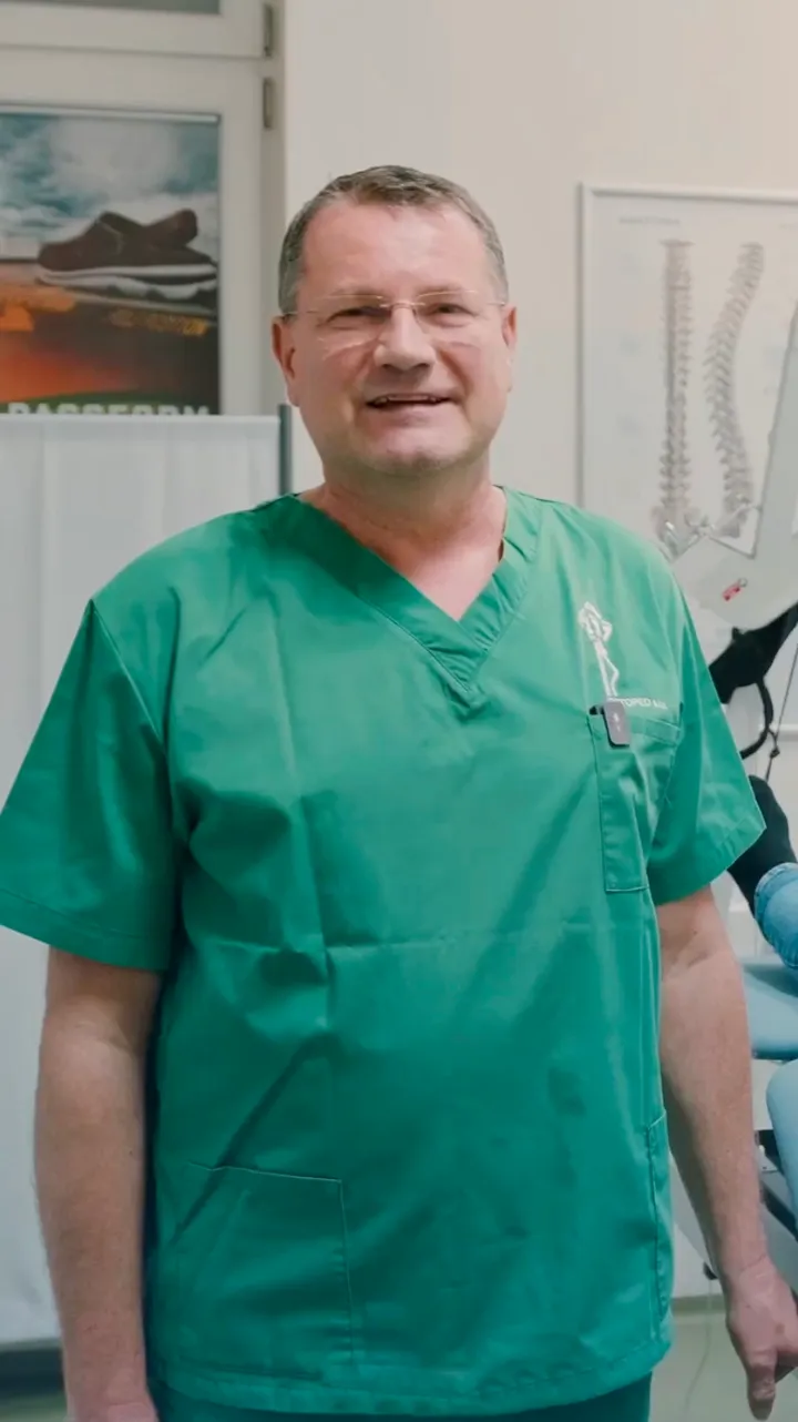 Záber z videa – MUDr. Peter Klein